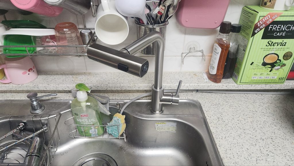 안산 본오동 주방수전 누수 해결, 오래된 싱크대 수전 교체